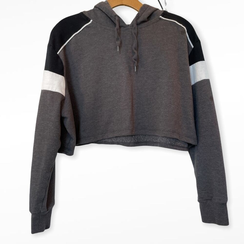 AERO Cropped Hoodie Size Small
